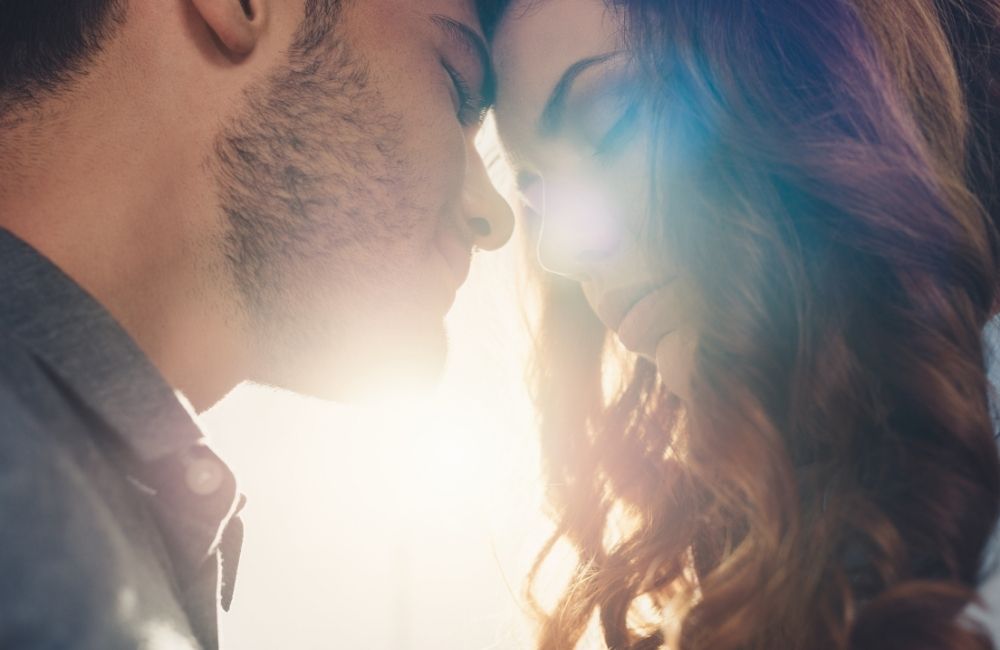 What to do when you meet your twin flame or soulmate - Twin flame vs Soulmate Love Inspire Destiny